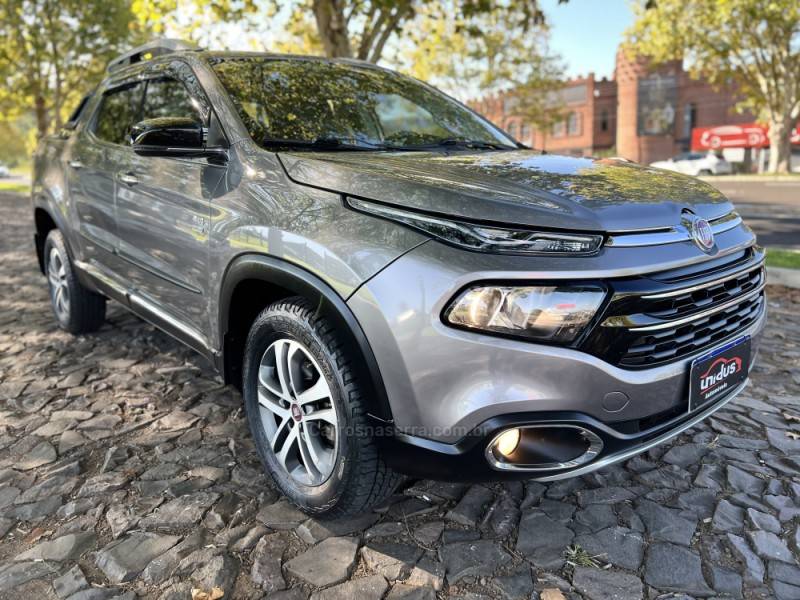 FIAT - TORO - 2018/2018 - Cinza - R$ 124.900,00