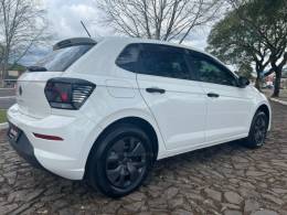 VOLKSWAGEN - POLO - 2023/2023 - Branca - R$ 78.900,00