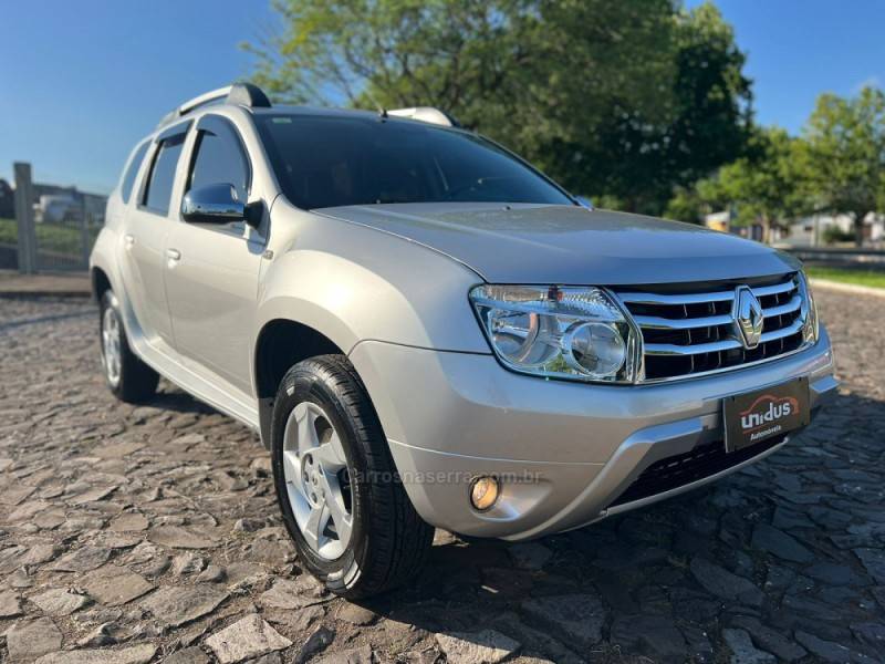 RENAULT - DUSTER - 2013/2013 - Prata - R$ 59.900,00