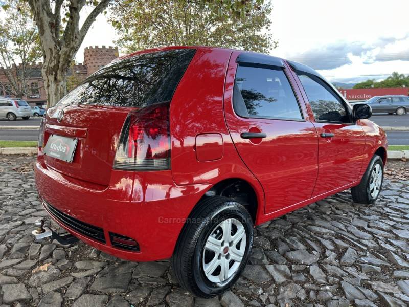 FIAT - PALIO - 2014/2014 - Vermelha - R$ 36.900,00