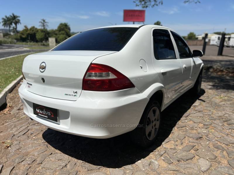 CHEVROLET - PRISMA - 2010/2010 - Branca - R$ 29.900,00