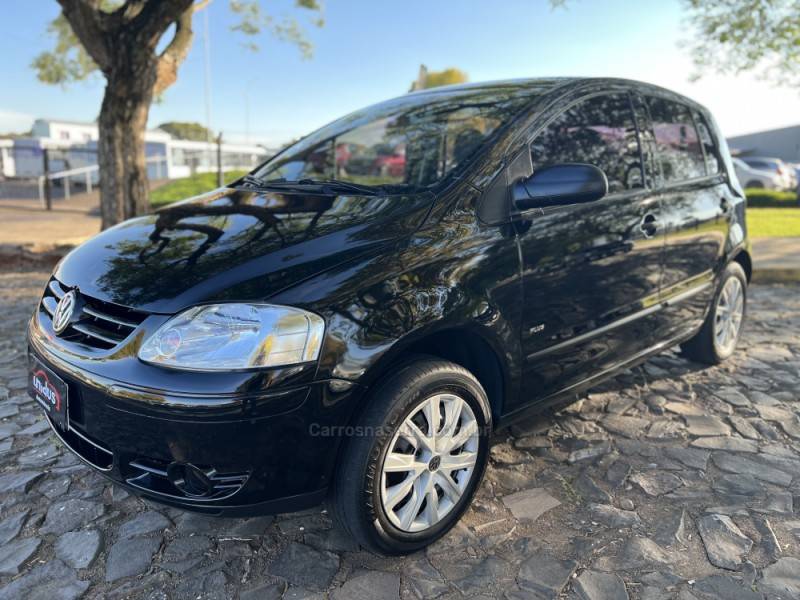 VOLKSWAGEN - FOX - 2007/2007 - Preta - Sob Consulta