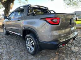 FIAT - TORO - 2018/2018 - Cinza - R$ 124.900,00