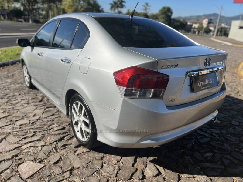 HONDA - CITY - 2011/2011 - Prata - Sob Consulta