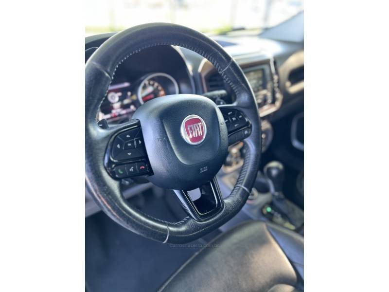 FIAT - TORO - 2018/2018 - Cinza - R$ 124.900,00
