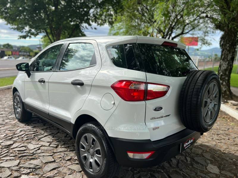 FORD - ECOSPORT - 2020/2019 - Branca - R$ 84.900,00