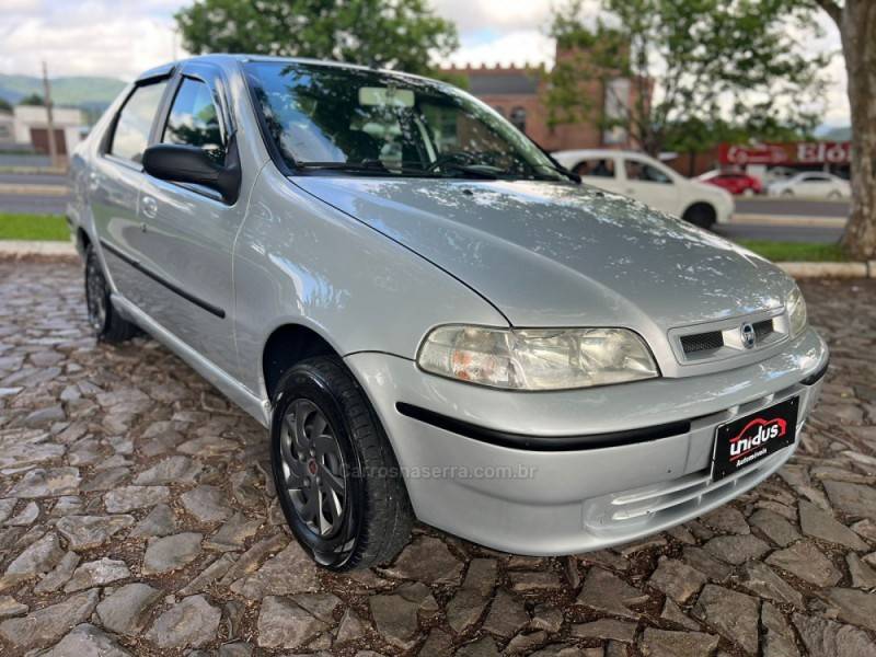 FIAT - SIENA - 2006/2006 - Prata - R$ 26.900,00