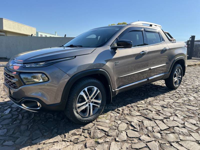 FIAT - TORO - 2018/2018 - Cinza - R$ 124.900,00