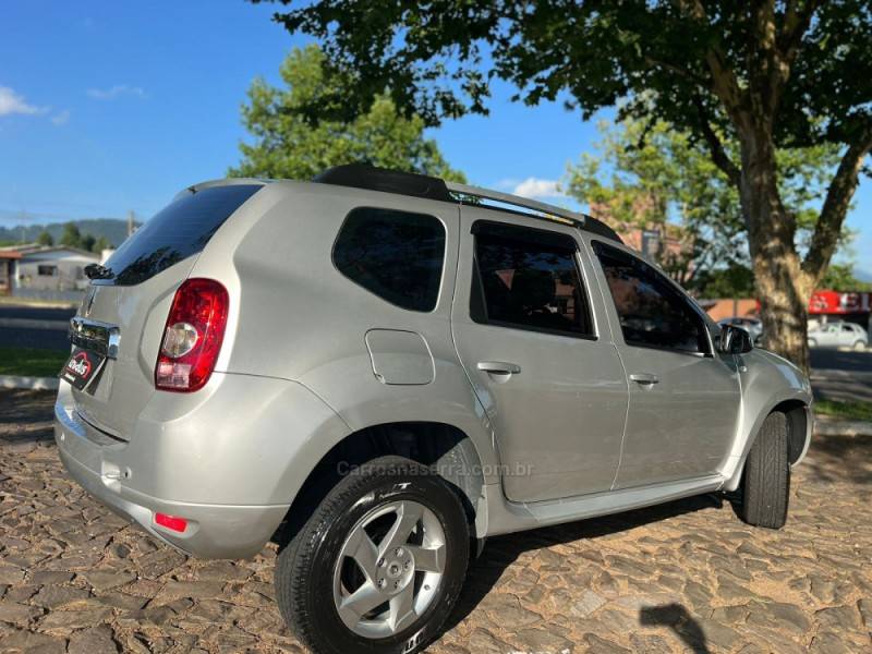 RENAULT - DUSTER - 2013/2013 - Prata - R$ 59.900,00